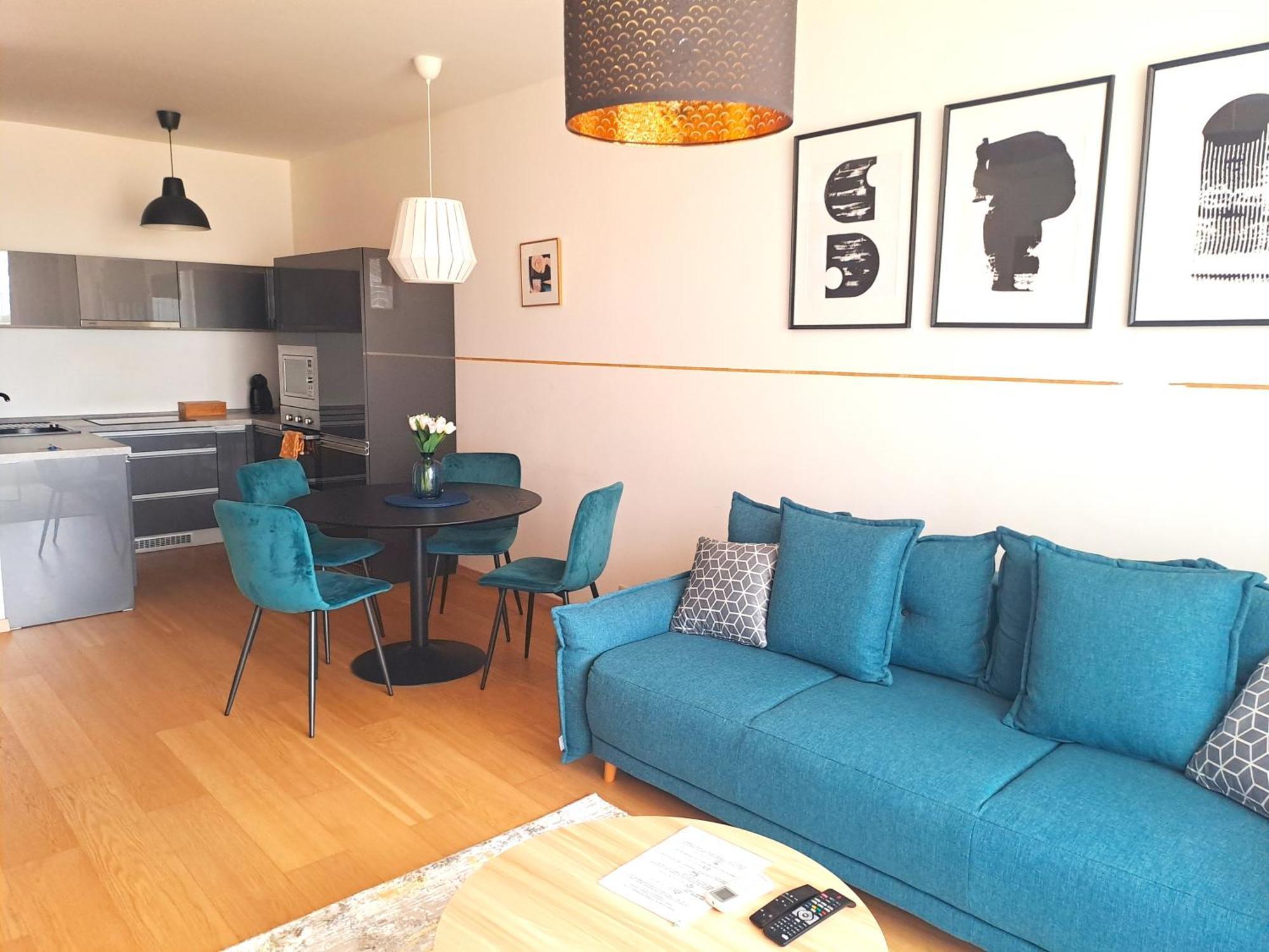 Stylish Getaway In Prime Bratislava Location - By The Danube And Old Town Lejlighed Eksteriør billede